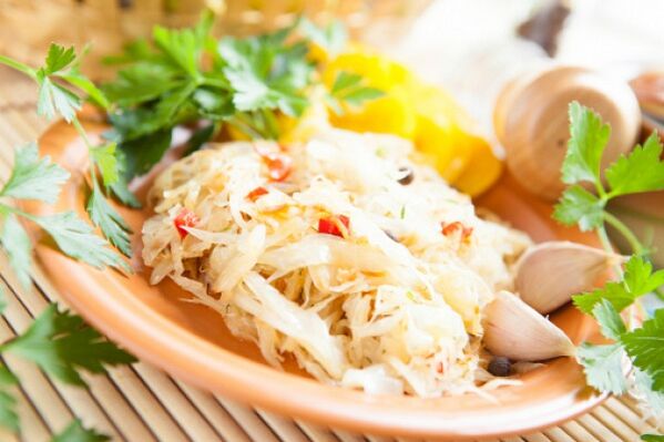 Salade de gingembre et de chou au menu des hommes ayant des problèmes de puissance. 